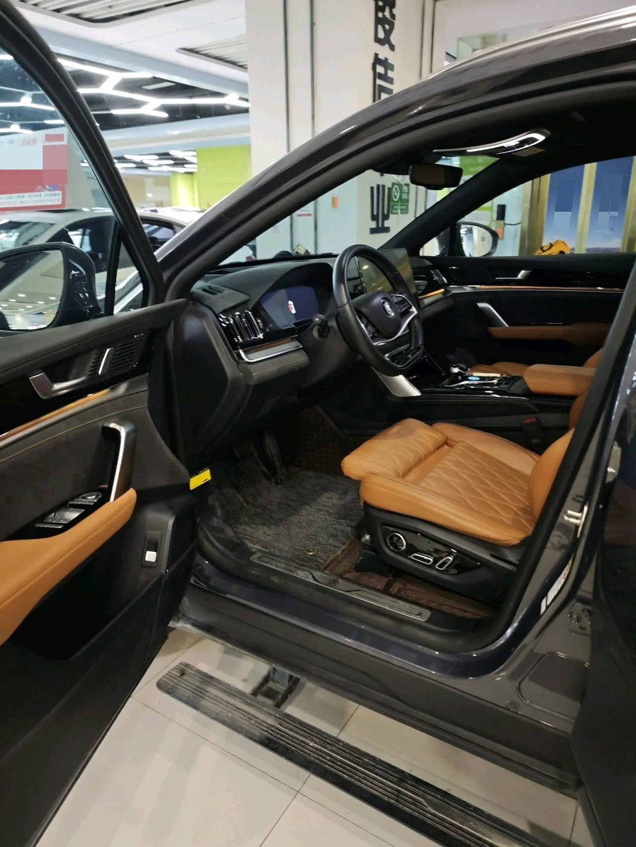 BYD Tang New Energy 2023 Tang DM-i 1.5T Stepless 112KM Champion Edition Exclusive Automatic Gear 2