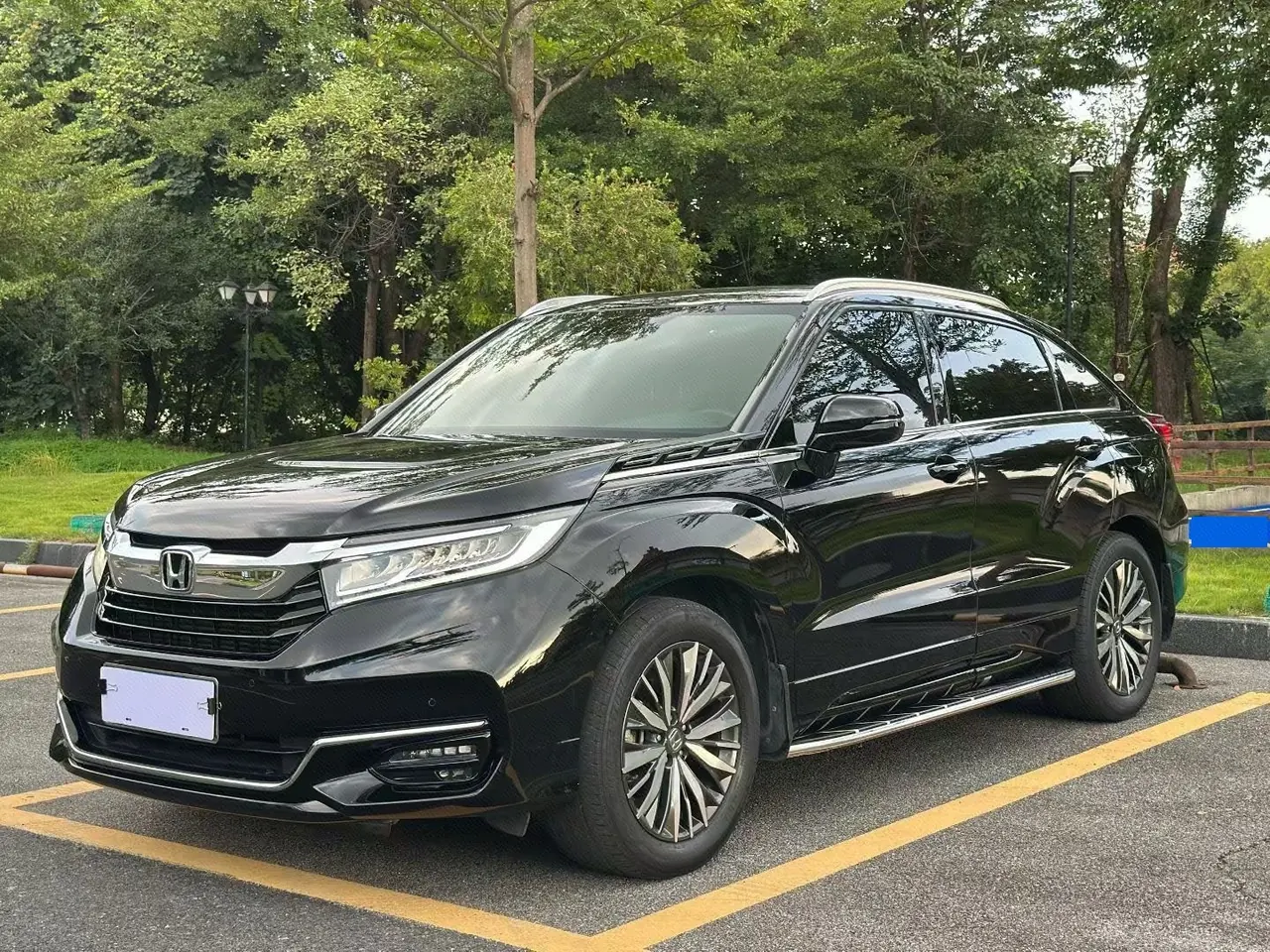 打开图片灯箱：Honda 2020 Crown Road 2.0T 370TURBO Two-Drive Deluxe Automatic Gear