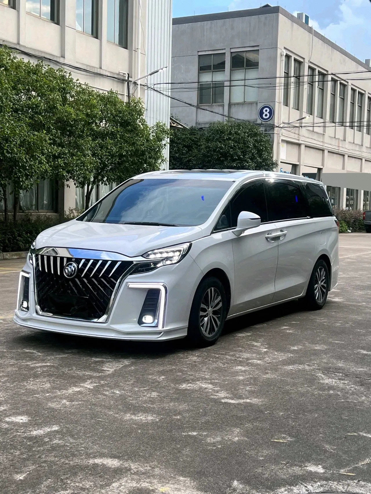 Open image lightbox: Buick 2020 GL8 ES Lu Zun 2.0T 653T Flagship Automatic Gear