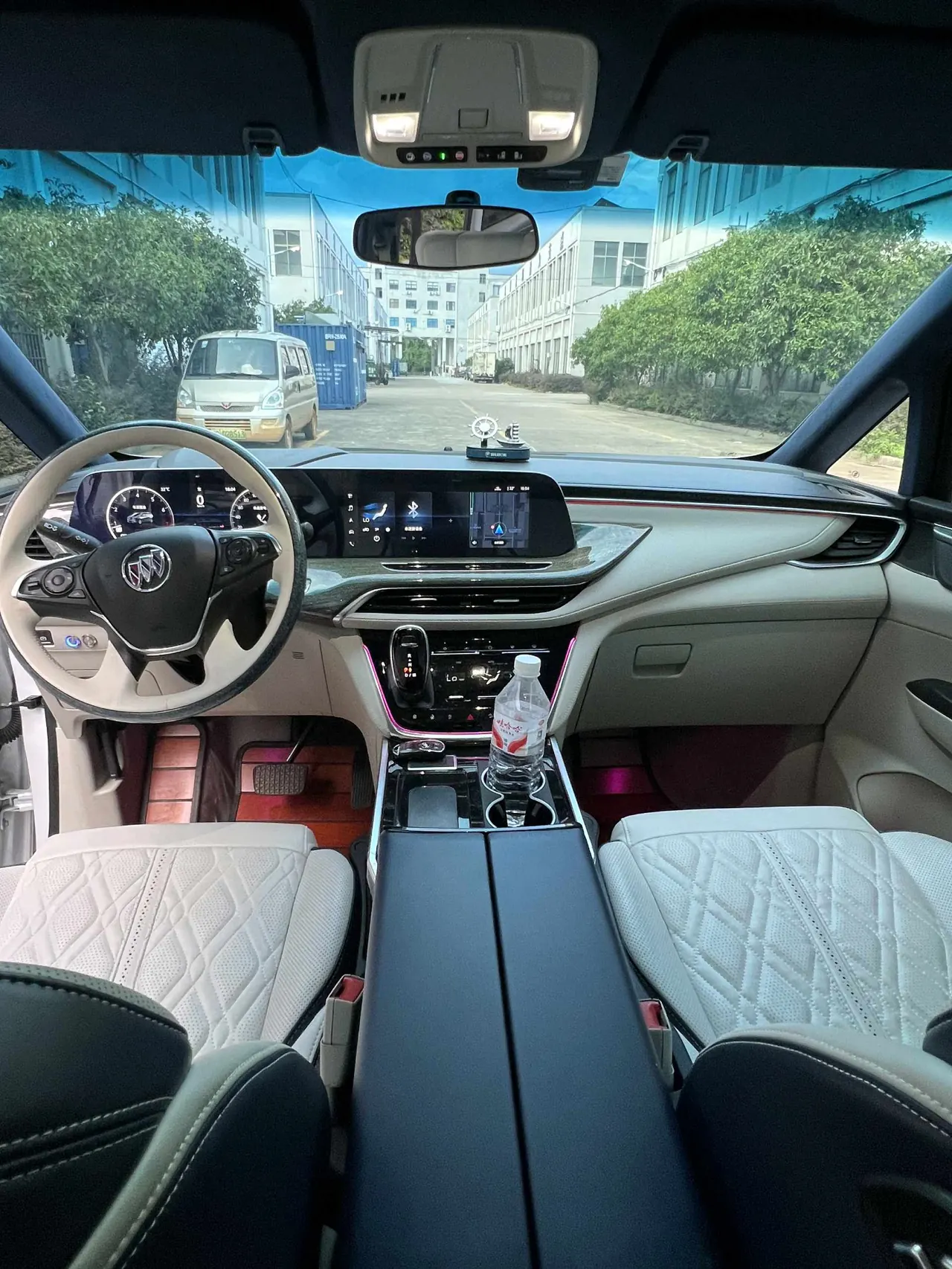 Buick 2020 GL8 ES Lu Zun 2.0T 653T Flagship Automatic Gear 8