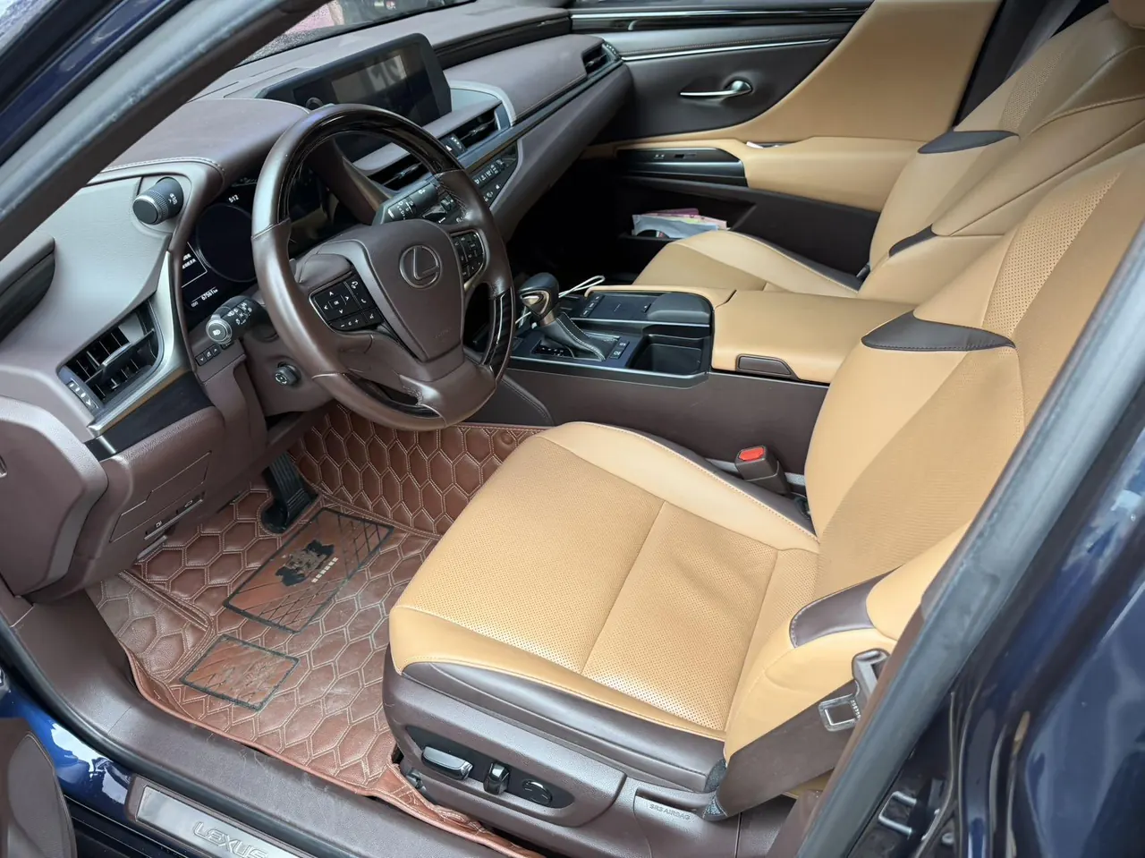 Lexus ES (Imported) 2020 ES200 2.0 Stepless Deluxe Edition Automatic Gear 2