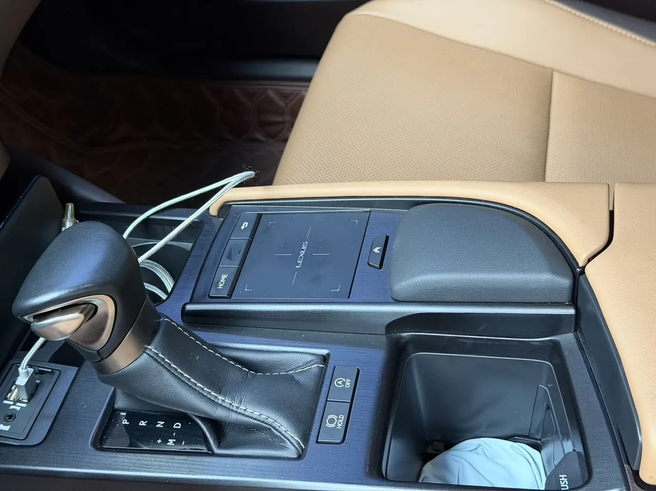 Lexus ES (Imported) 2020 ES200 2.0 Stepless Deluxe Edition Automatic Gear 8