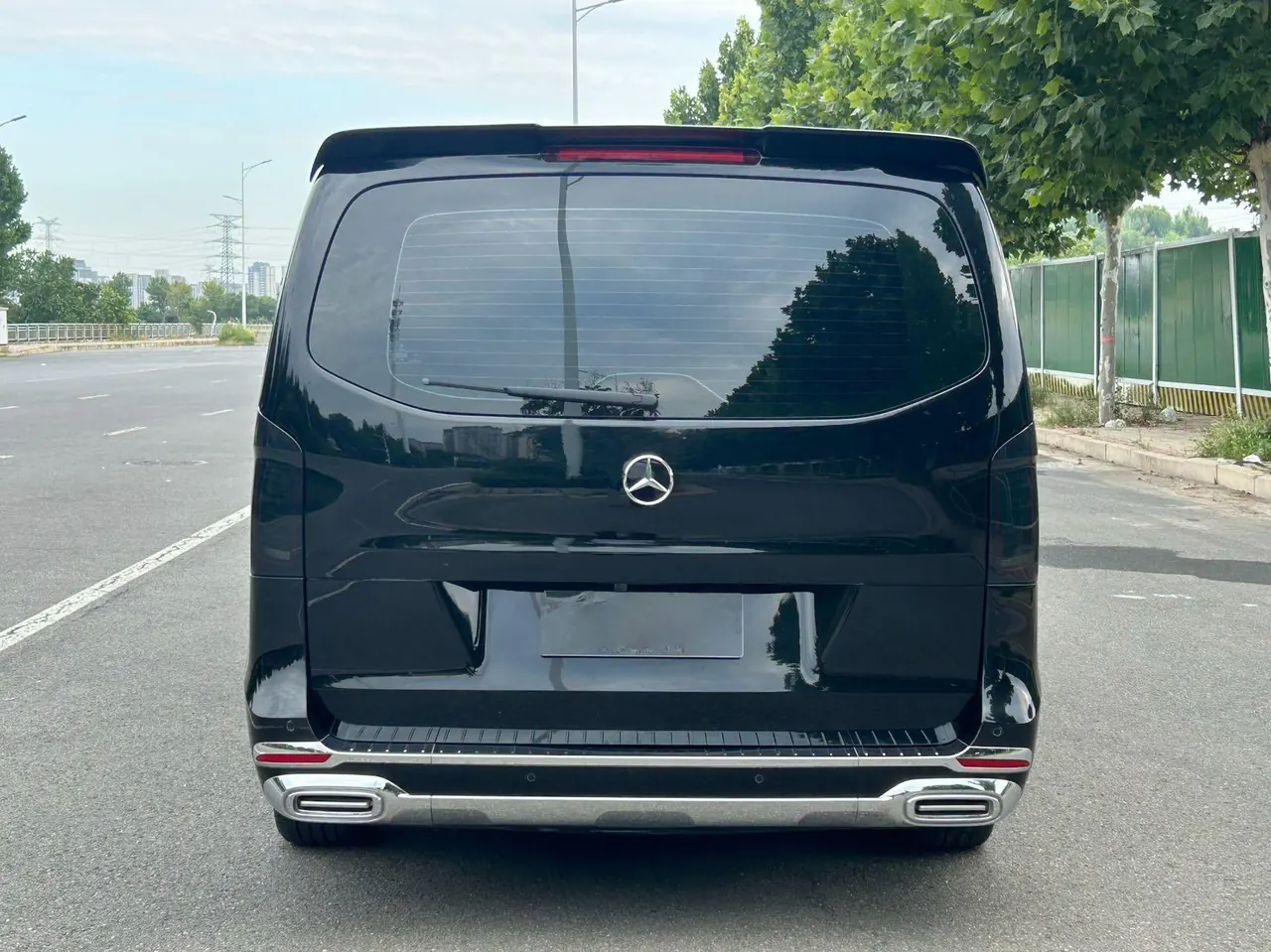 Mercedes Benz 2023 Vito 2.0T Business Edition 7-seat Automatic Gear 17
