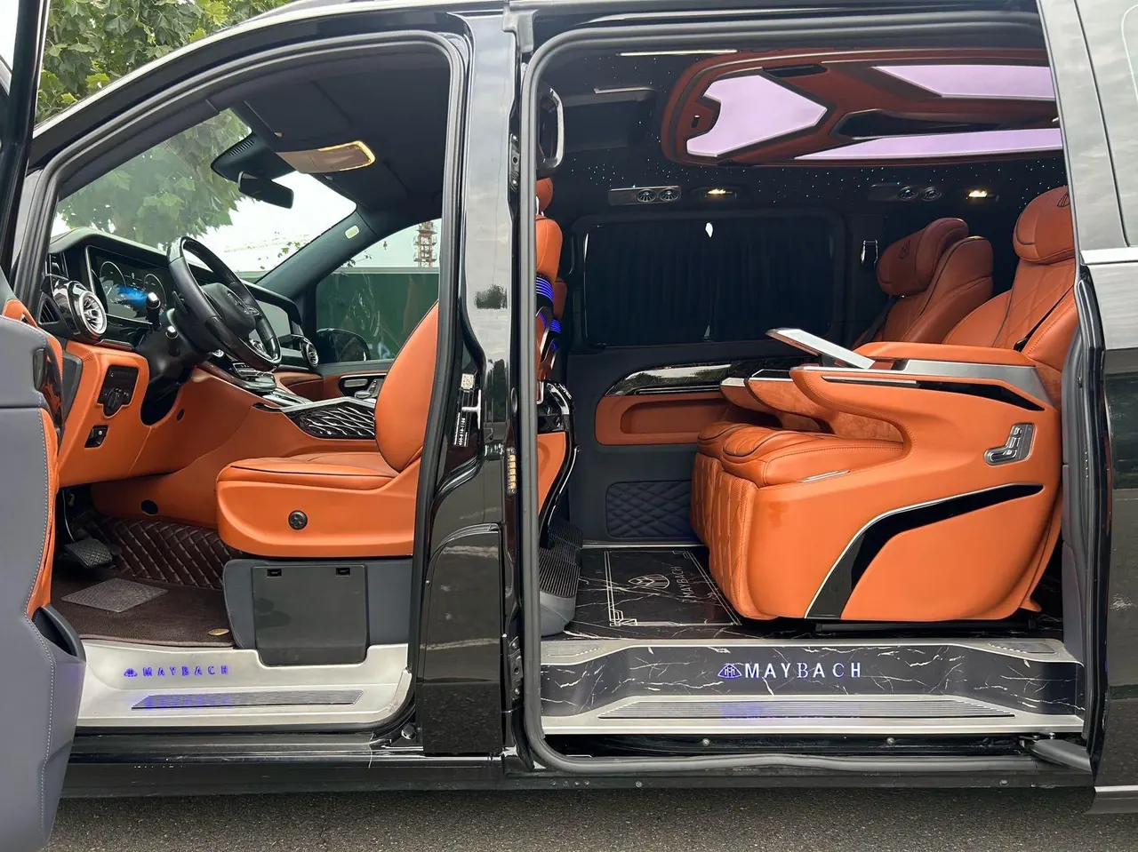 Mercedes Benz 2023 Vito 2.0T Business Edition 7-seat Automatic Gear 8
