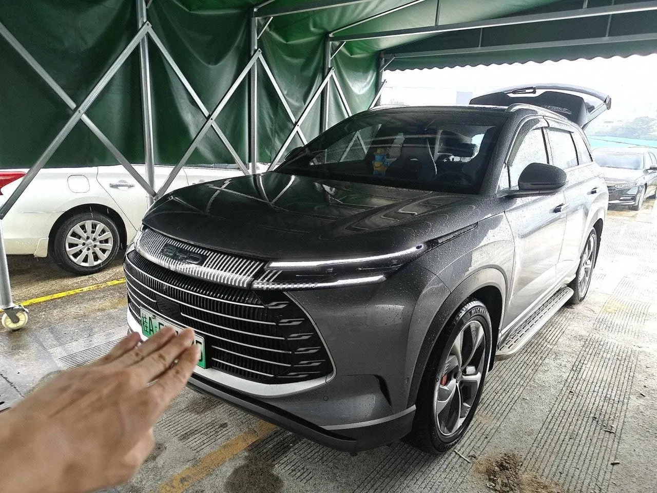 Open image lightbox: BYD 2023 frigates 07 DM-p 1.5T stepless 175KM four-wheel drive flagship automatic gear