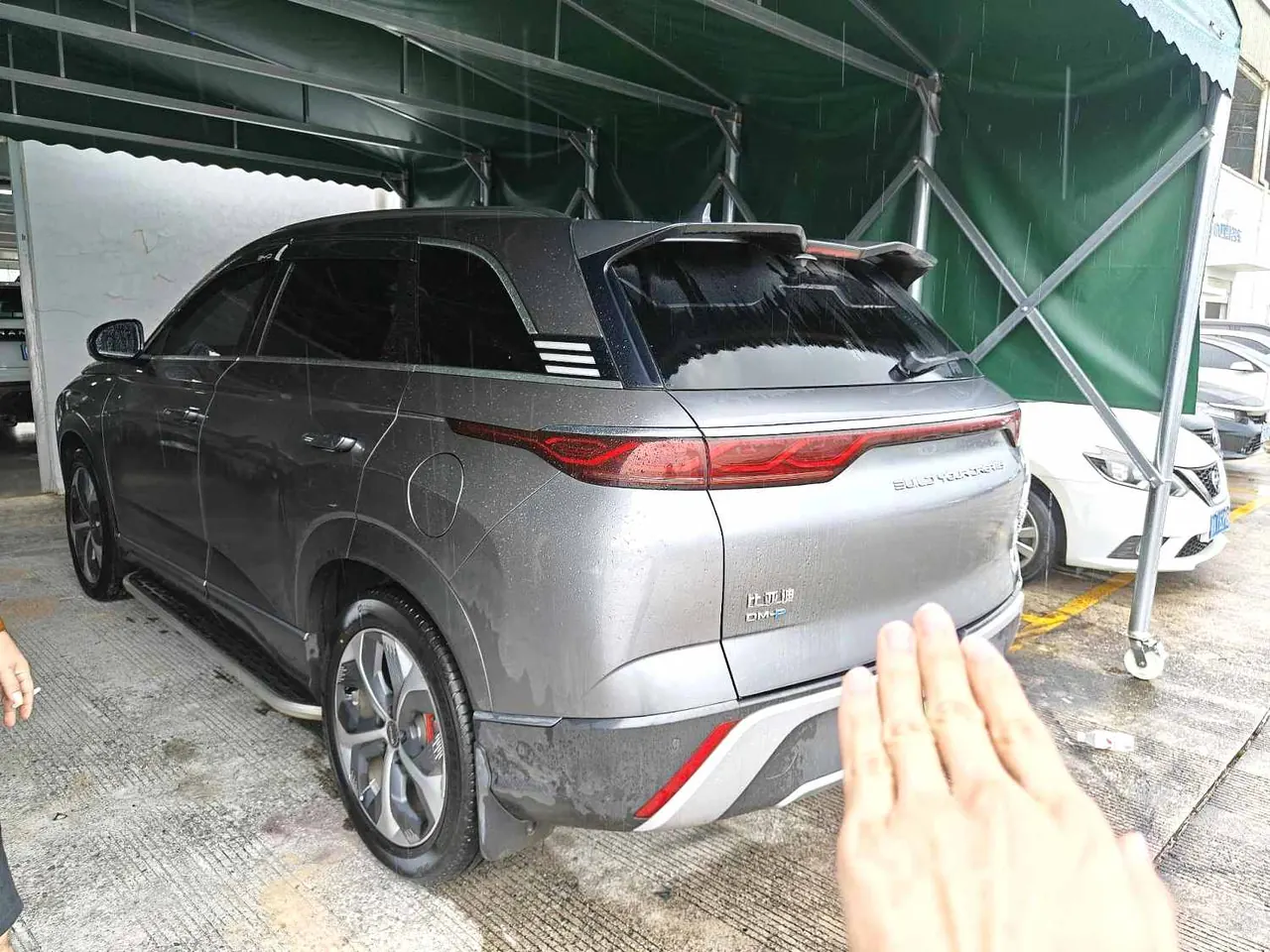 BYD 2023 frigates 07 DM-p 1.5T stepless 175KM four-wheel drive flagship automatic gear 2