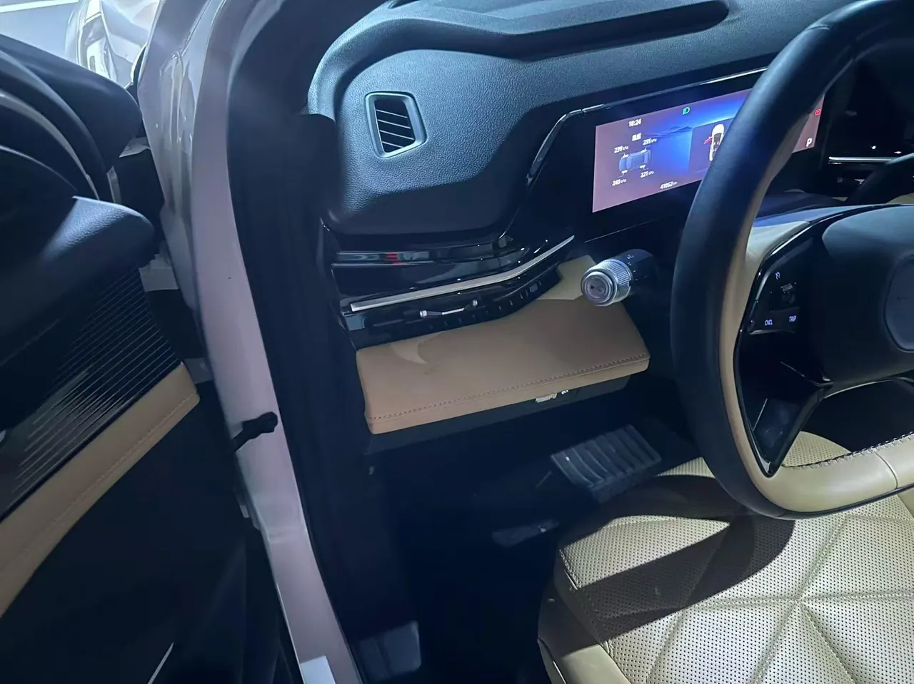 Geely Galaxy 2023 L6 1.5T 125km PLUS automatic gear 5