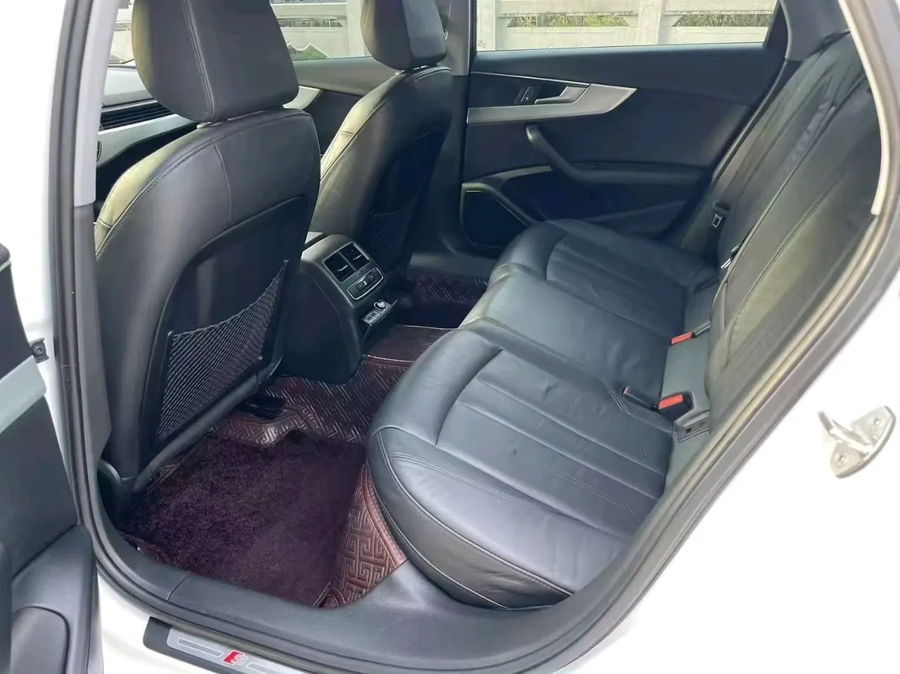 Audi 2020 A4L 2.0TFSI 40TFSI Fashion Elegant Automatic 4