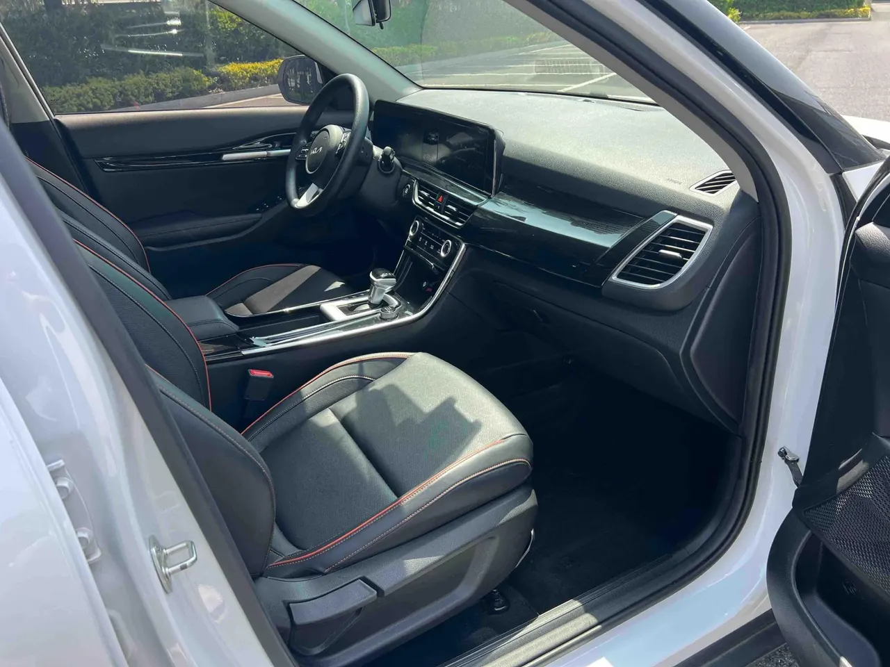 Kia 2023 Setus 1.5 Stepless Deluxe Edition Automatic Transmission 8
