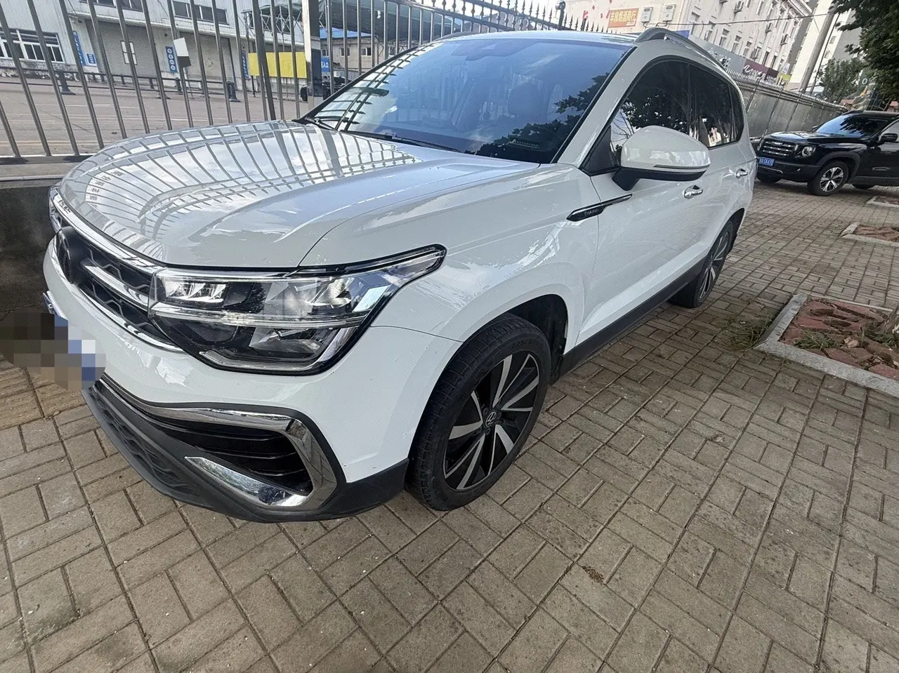 Open image lightbox: Volkswagen 2023 Tuyue 1.5TSI 300TSI Two-Drive Kyauk Moon Edition Automatic Gear