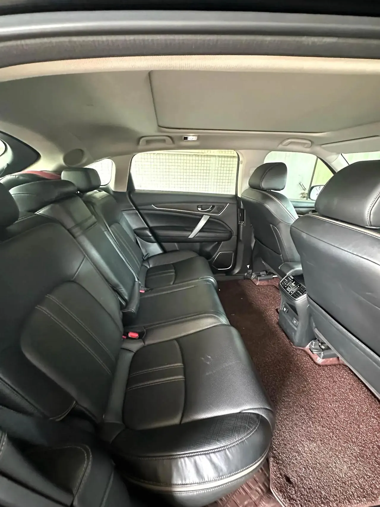 Honda 2020 Crown Road 2.0T 370TURBO Two-Drive Deluxe Automatic Gear 4