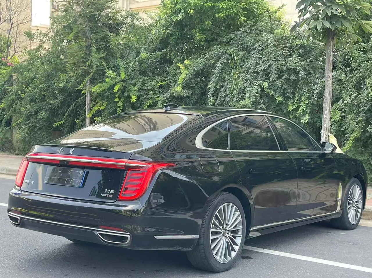 HongQi 2020 H9 48V 2.0T Zhilian Flag Edition Automatic Gear 7