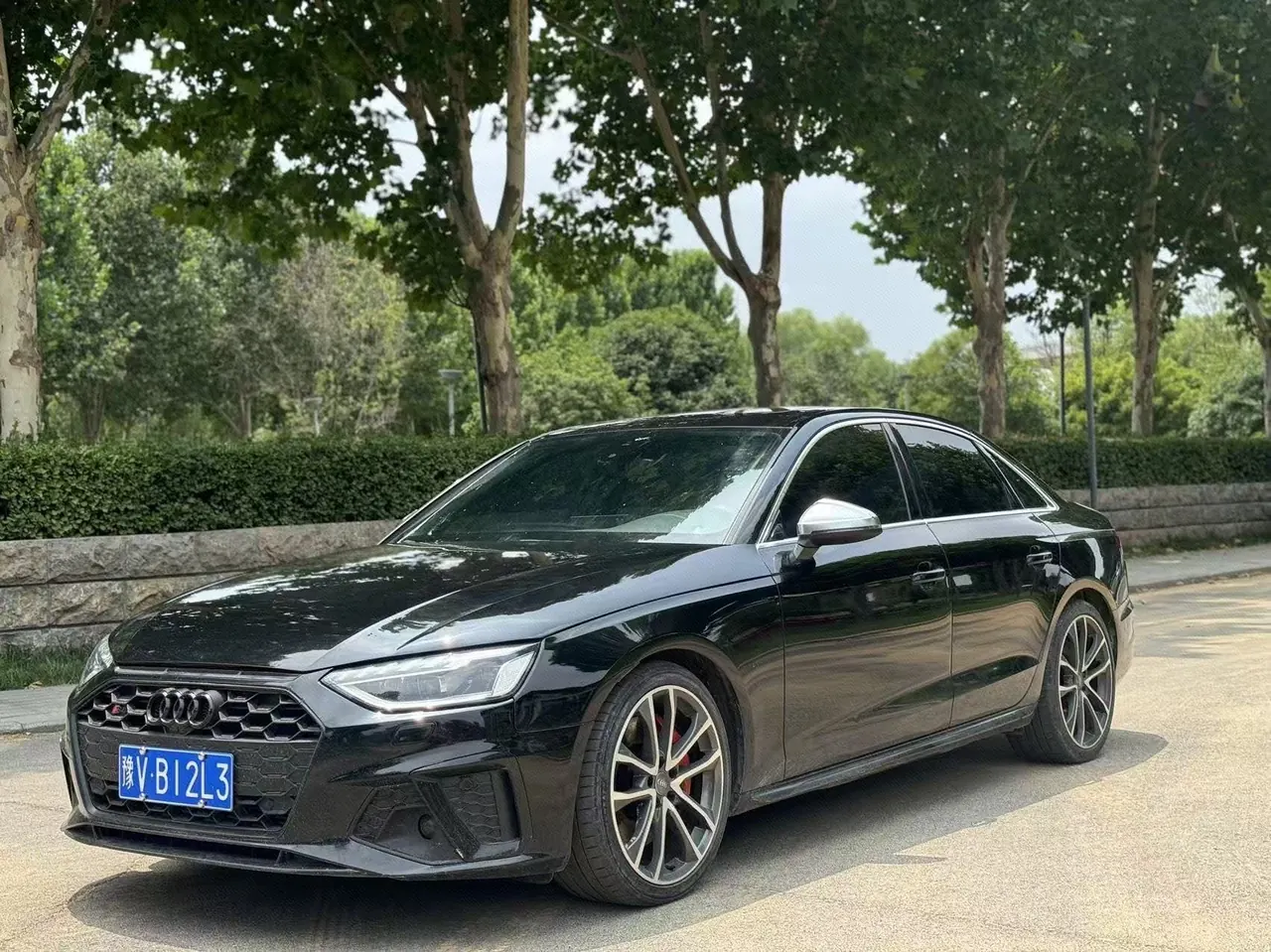 Audi S4 (Imported) 2020 S4 Limousine 3.0TFSI Automatic Gear - View 1