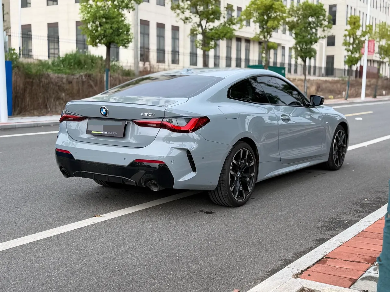 BMW 4 Series (Imported) 2024 430i Coupe 2.0T M Sport Night Edition Automatic 5