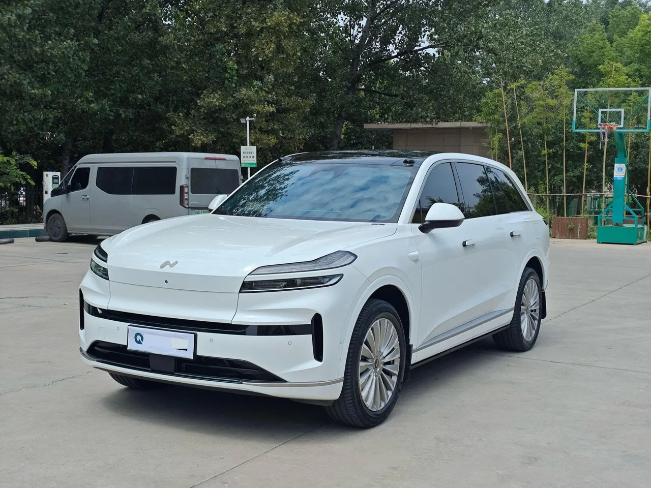 ONVO 2025 L90 Max six-seat automatic gear - View 1