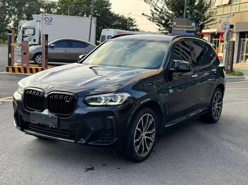 Open image lightbox: BMW 2022 X3 xDrive30i 2.0T Leading M Obsidian Night Suit Automatic Gear