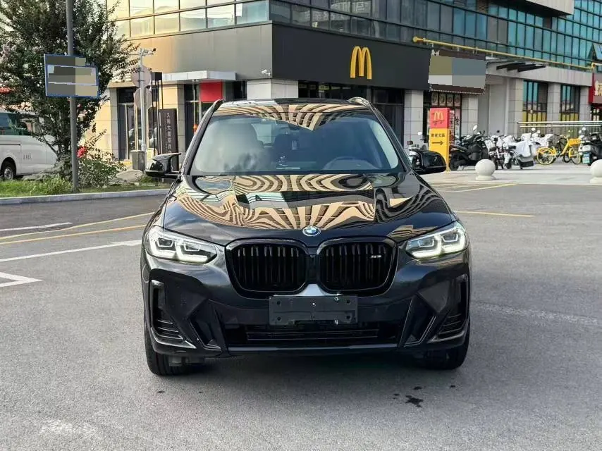 BMW 2022 X3 xDrive30i 2.0T Leading M Obsidian Night Suit Automatic Gear 4