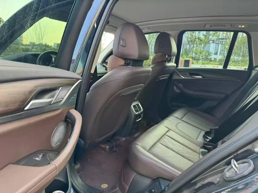 BMW 2022 X3 xDrive30i 2.0T Leading M Obsidian Night Suit Automatic Gear 5