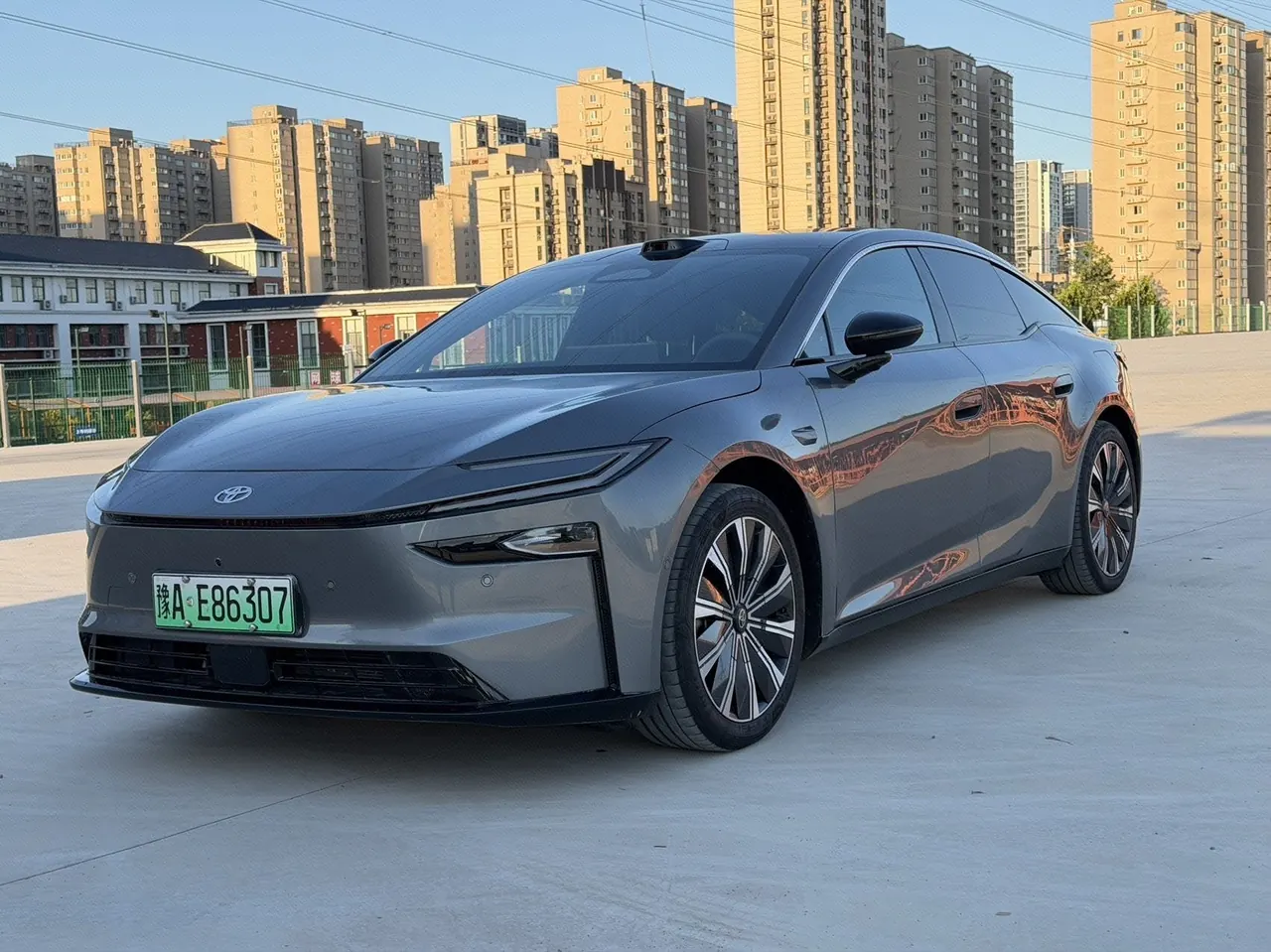 Toyota 2026 Platinum Intelligence 7 710 Ultra Laser Radar Edition Automatic Gear - View 1
