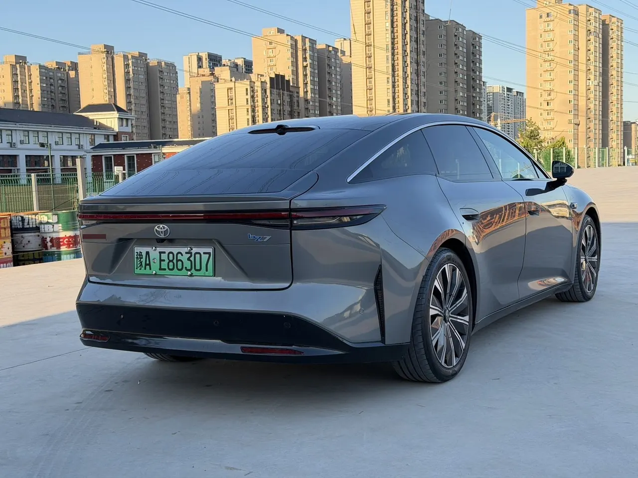 Toyota 2026 Platinum Intelligence 7 710 Ultra Laser Radar Edition Automatic Gear 9