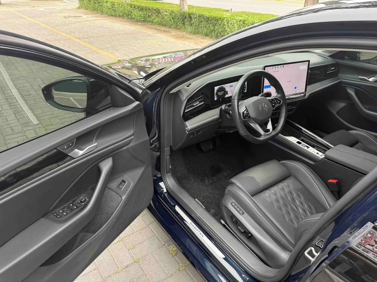 Volkswagen 2024 Magotan 2.0TSI 380TSI Extreme Edition Automatic 5