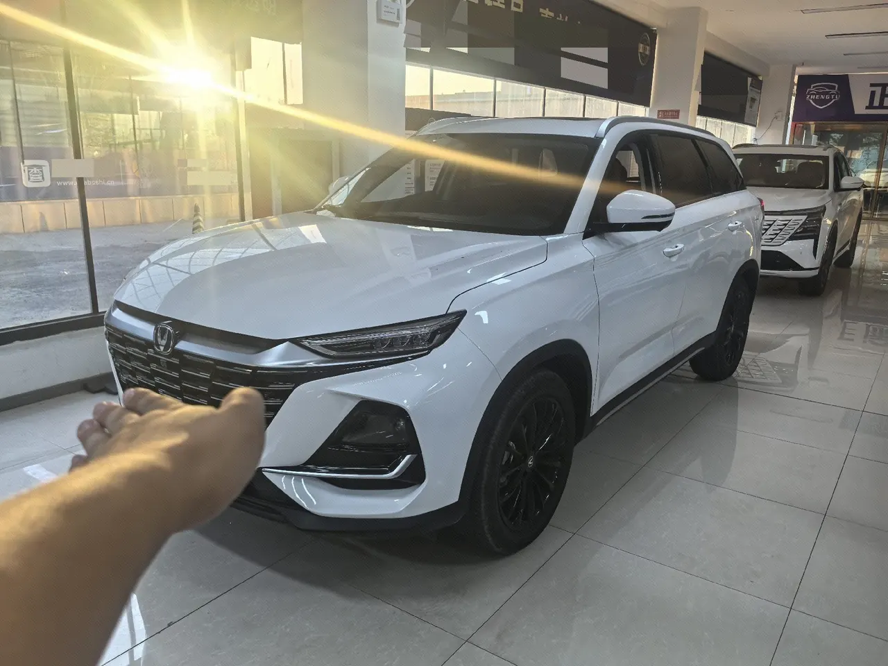 ChangAn 2026 CS75 PRO 1.5T exclusive 7-seat automatic gear - View 1
