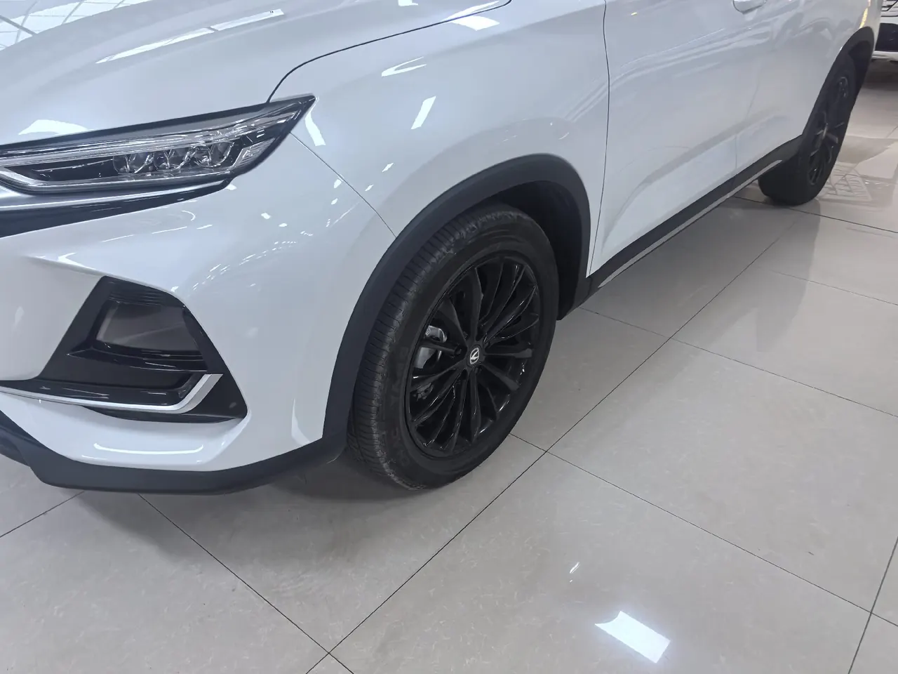 ChangAn 2026 CS75 PRO 1.5T exclusive 7-seat automatic gear 2