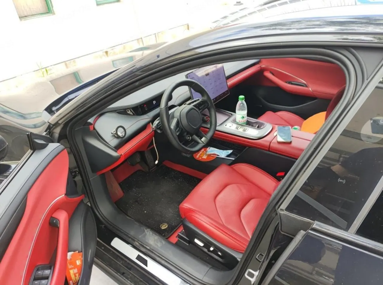 MI 2024 SU 7 700km Rear Drive Long Endurance Smart Driving Edition Automatic Gear 4