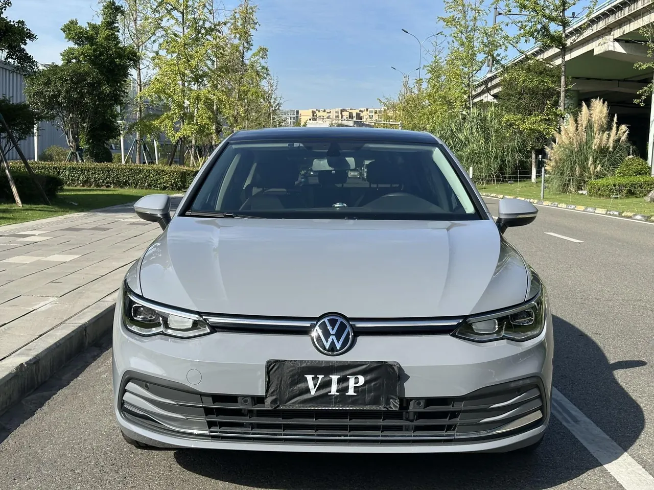 Volkswagen 2023 Golf 8 PRO 1.4TSI 280TSI Automatic 2
