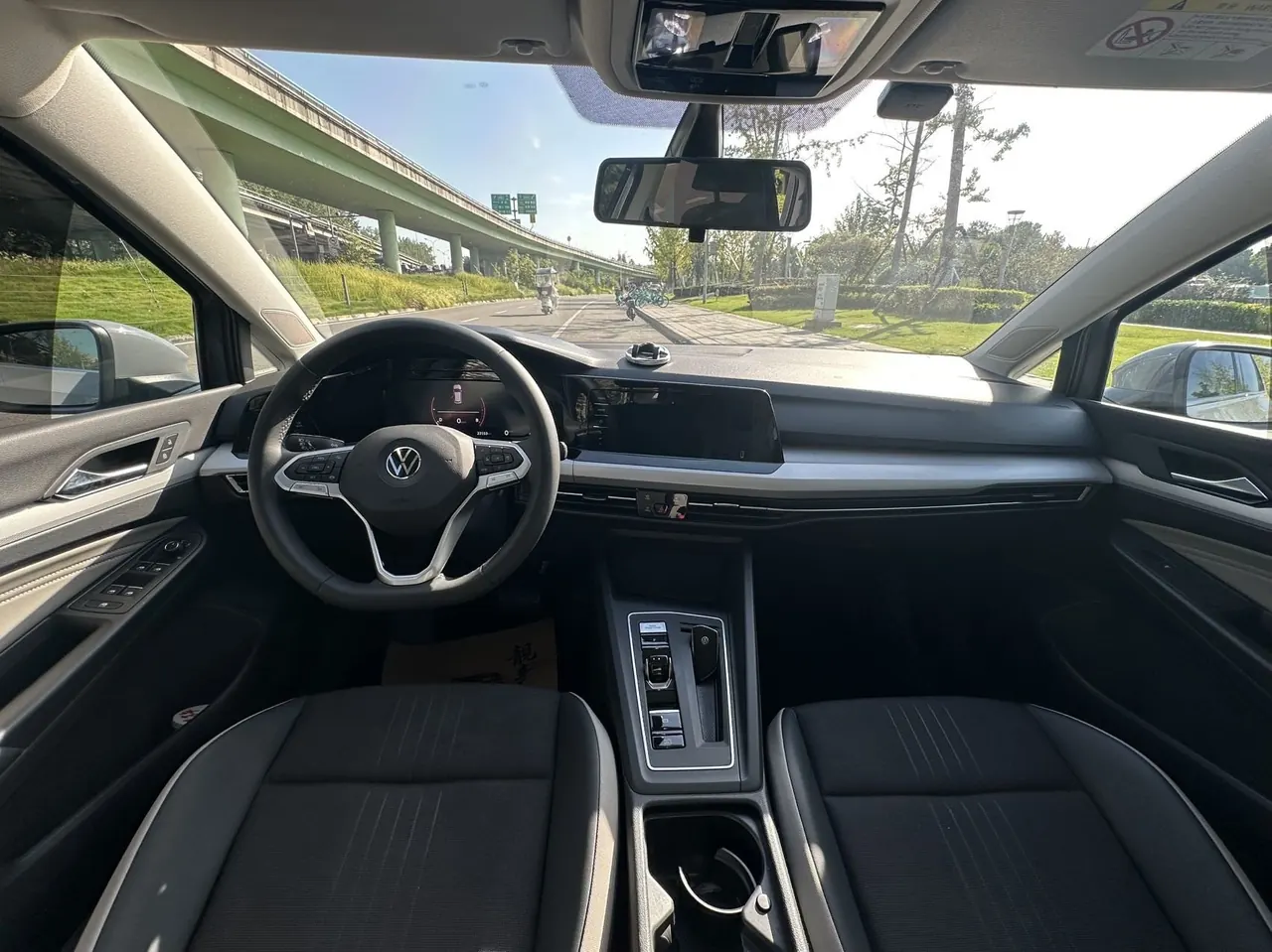 Volkswagen 2023 Golf 8 PRO 1.4TSI 280TSI Automatic 6