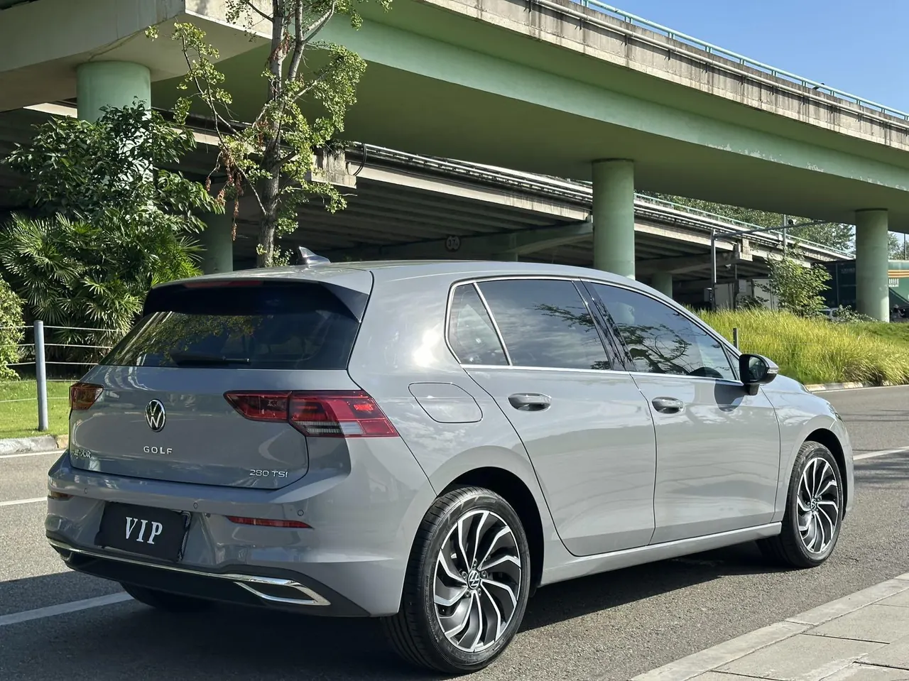 Volkswagen 2023 Golf 8 PRO 1.4TSI 280TSI Automatic 7
