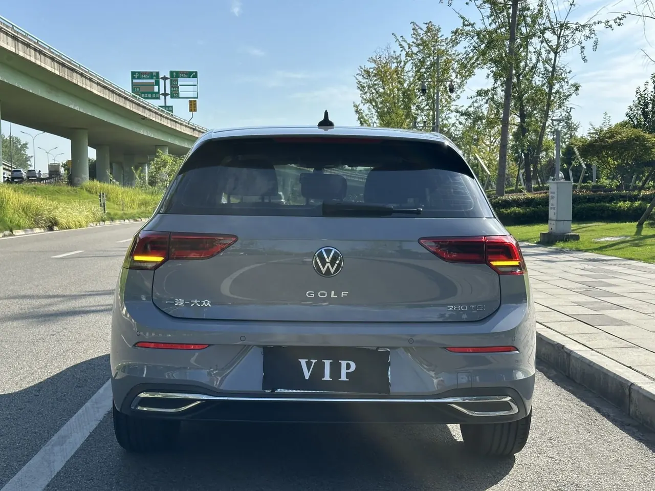 Volkswagen 2023 Golf 8 PRO 1.4TSI 280TSI Automatic 8