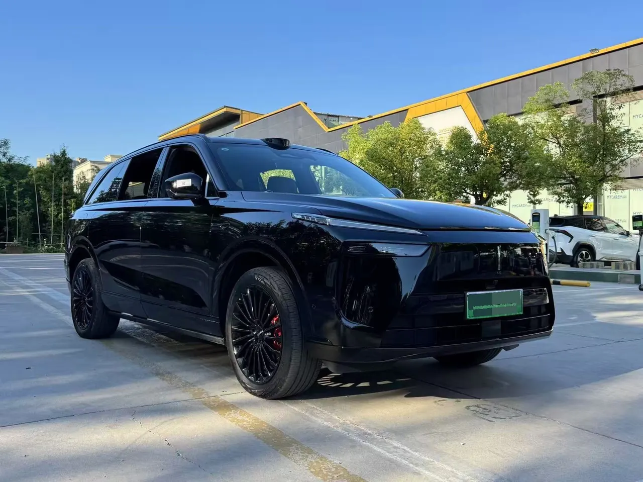 WEY 2026 Blue Mountain DHT 1.5T Intelligent Advanced Edition Four-wheel Drive Ultra Black Samurai Automatic Gear 3
