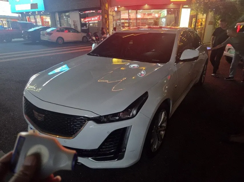 Open image lightbox: Cadillac 2023 CT5 2.0T 28T Luxury (Standard Edition) Automatic Gear
