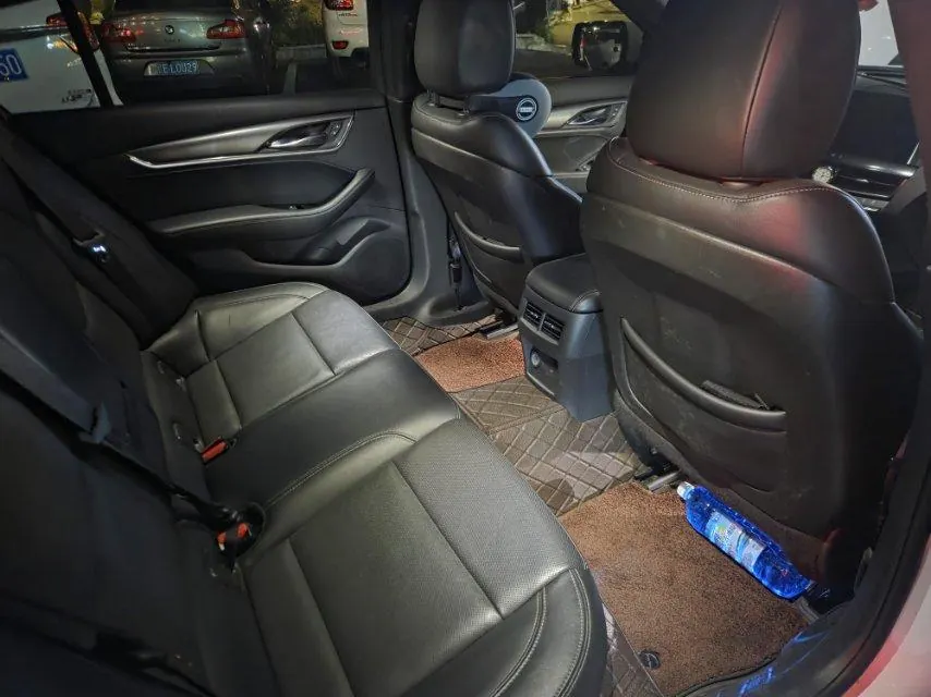 Cadillac 2023 CT5 2.0T 28T Luxury (Standard Edition) Automatic Gear 3