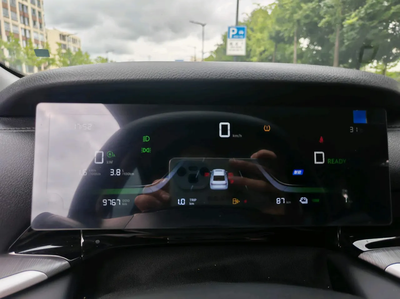 Geely Galaxy 2025 xingyao 6 EM-i 1.5 60km sailing version of automatic gear 16