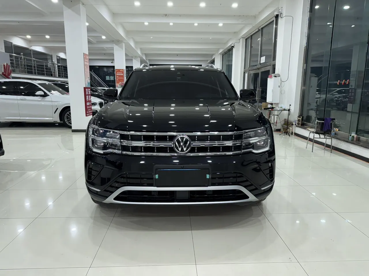 Volkswagen 2024 Tuang 2.0TSI 380TSI 4WD Respect Deluxe Automatic Transmission 2