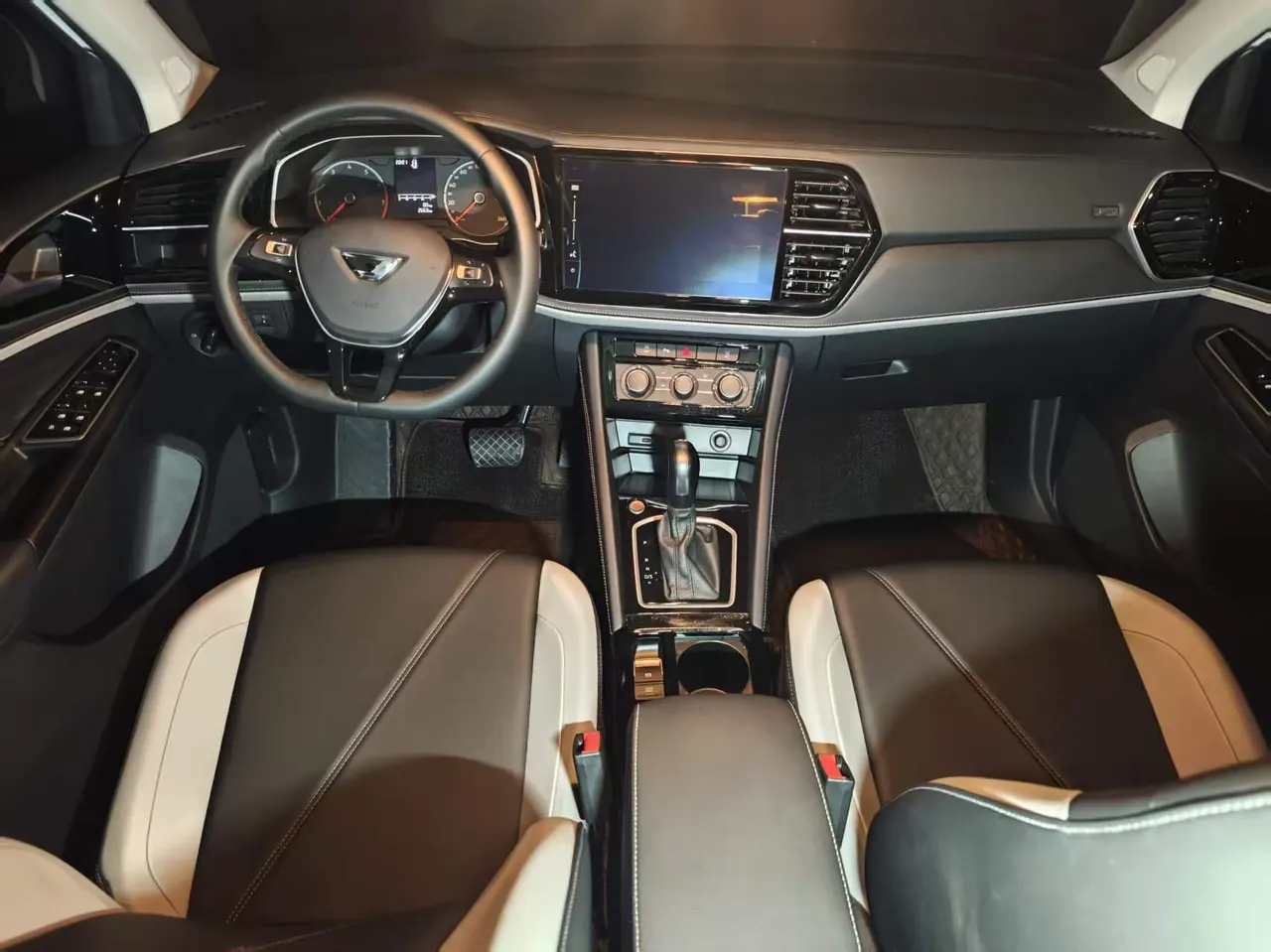 Jetta 2026 Jetta VS5 1.4TSI 280TSI Enjoy Edition Automatic Gear 5