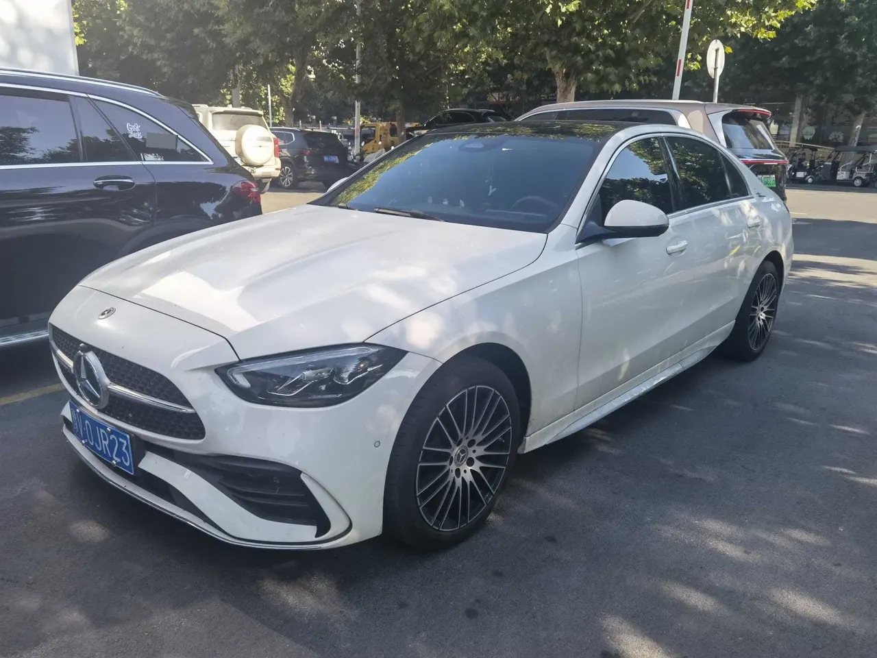 打开图片灯箱:Mercedes Benz Class C 2025 C 260 L 48V 1.5T Sports Edition Automatic Gear