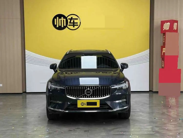 Volvo 2025 XC60 48V 2.0T B5 4-wheel drive Zhiyuan Deluxe Edition Automatic Gear 2