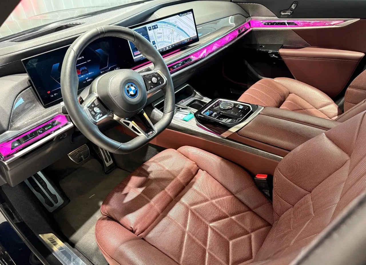 BMW i7 (Imported) 2023 i7 eDrive50L Enjoy M Sports Suit Automatic Gear 7