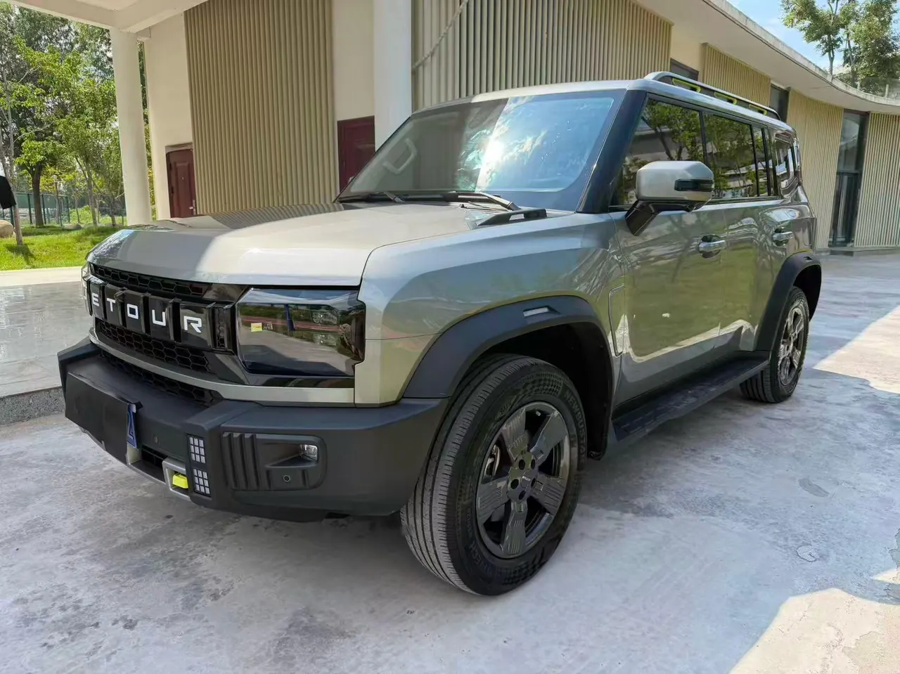 Jetour 2023 Travelers 1.5T Two-Drive Discovery PRO Automatic Gear 4