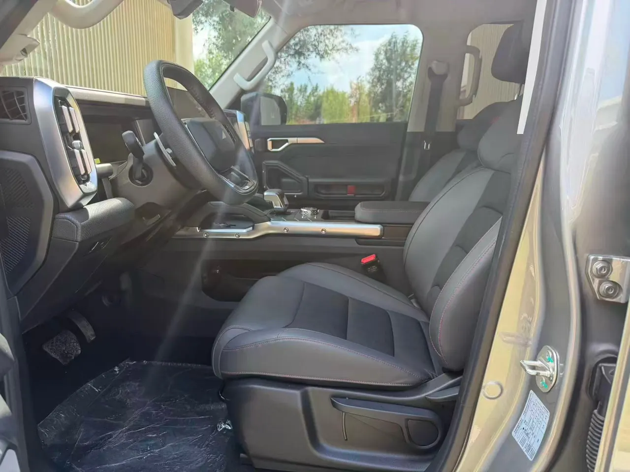 Jetour 2023 Travelers 1.5T Two-Drive Discovery PRO Automatic Gear 6