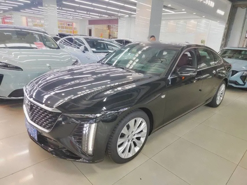 Cadillac 2026 CT6 2.0T 28T flagship automatic gear - View 1
