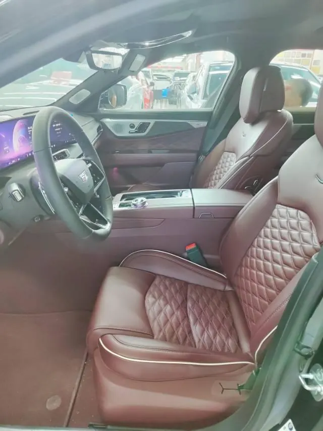 Cadillac 2026 CT6 2.0T 28T flagship automatic gear 2