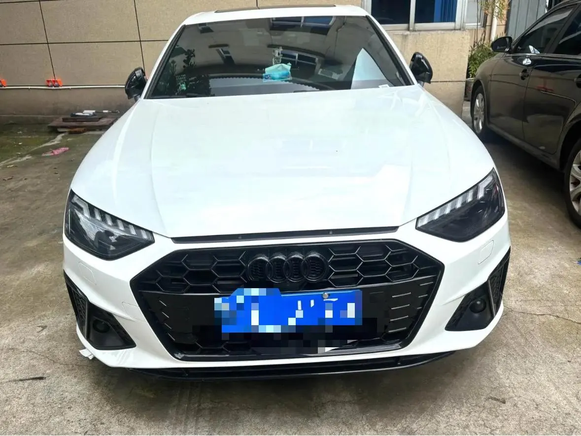 Audi 2025 A4L 2.0TFSI 40TFSI 2 million Deluxe Edition Deluxe Dynamic B & O Starry Night Edition Automatic Gear 2