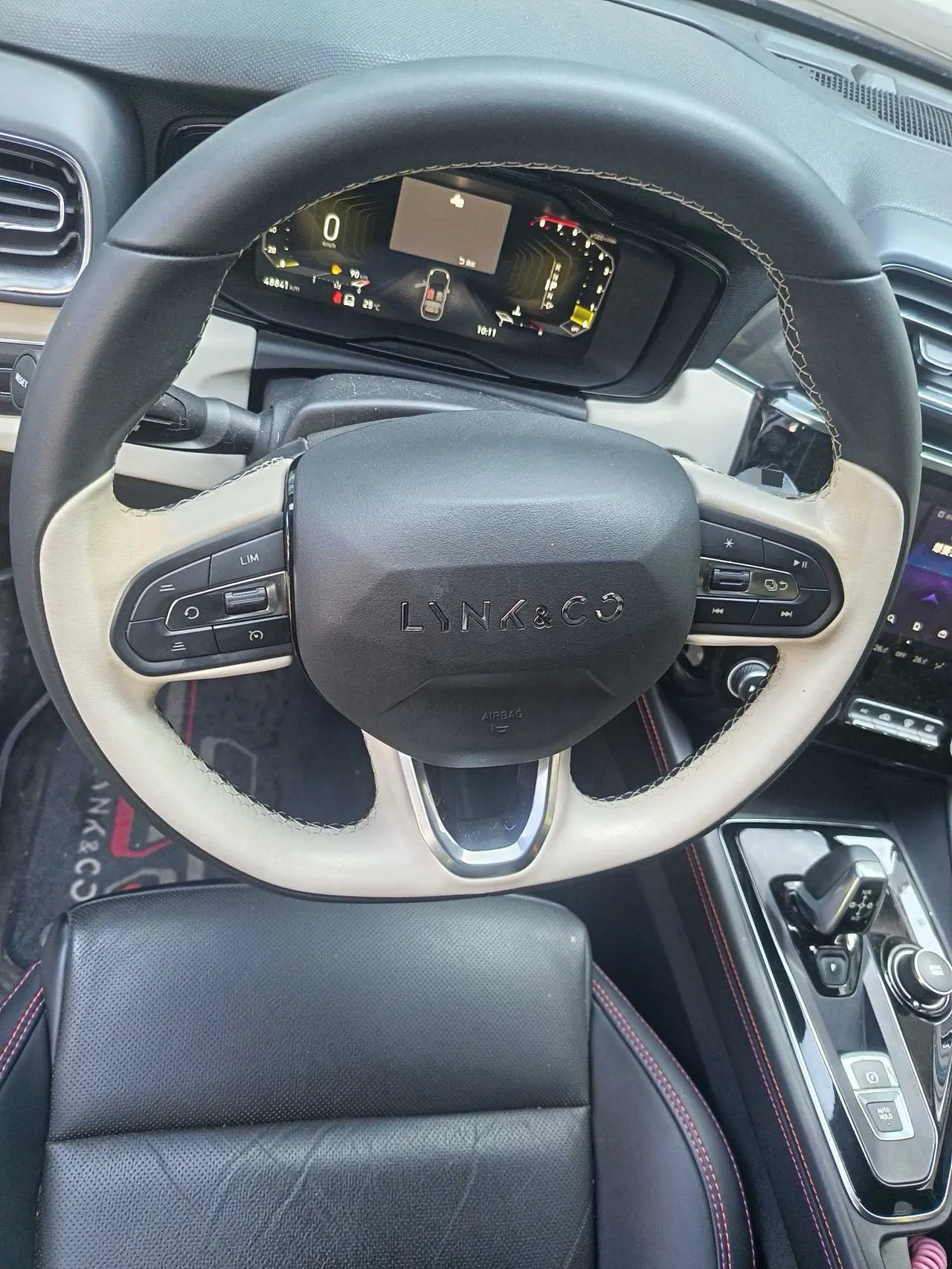 LYNK&amp;CO 2022 LYNK&amp;CO 02 2.0TD Yao Pro automatic gear 6