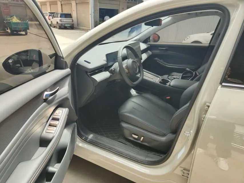 BaoJun 2026 Yunhai 1.5 stepless 140km standard automatic gear 4