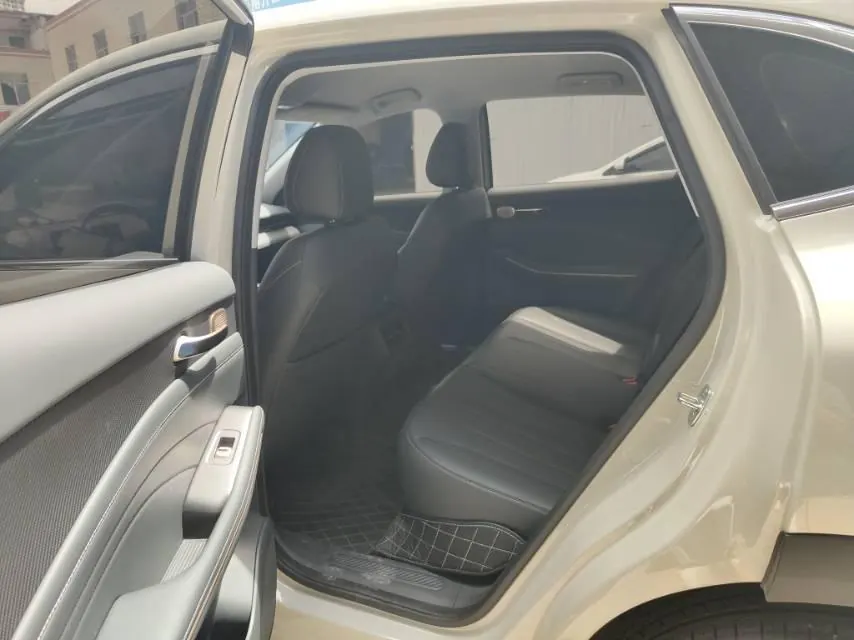 BaoJun 2026 Yunhai 1.5 stepless 140km standard automatic gear 5