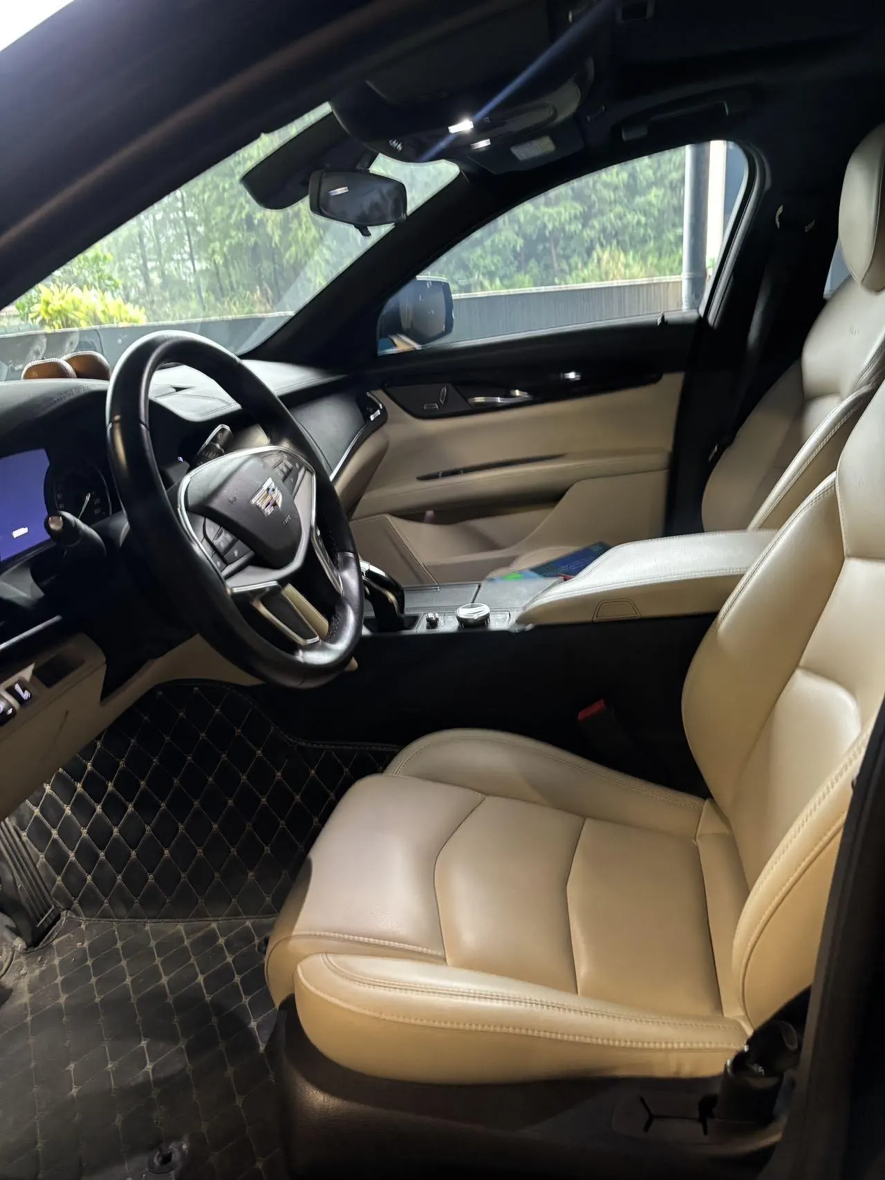 Cadillac 2021 CT6 2.0T 28T fashion automatic gear 3